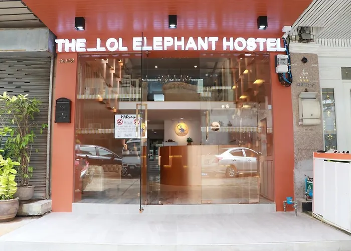 The Lol Elephant Hostel Bangkok